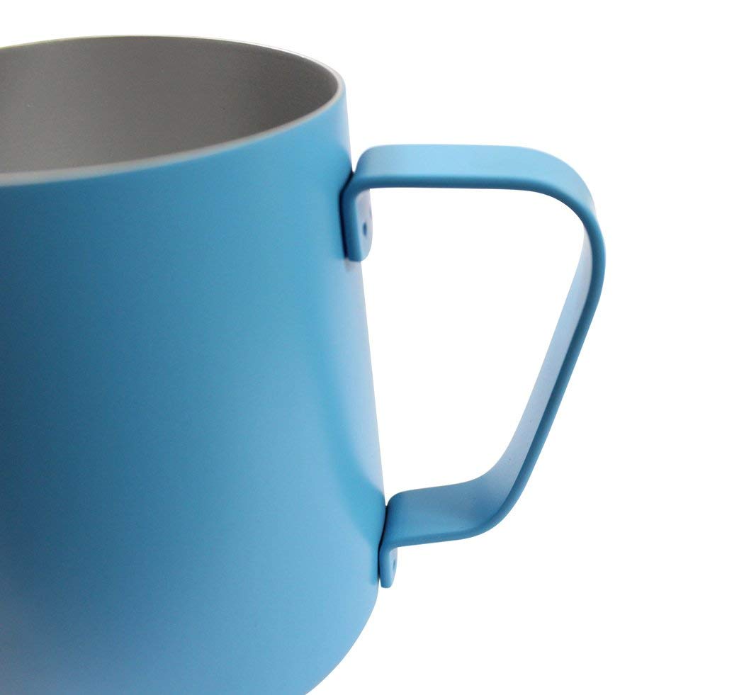 Stainless Steel Milk Steaming & Frothing Pitcher (600ml) - Coffee Latte Cappuccino - Blue